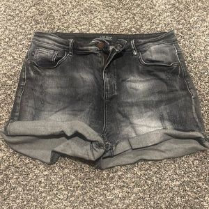 Judy blue cuff black shorts worn twice